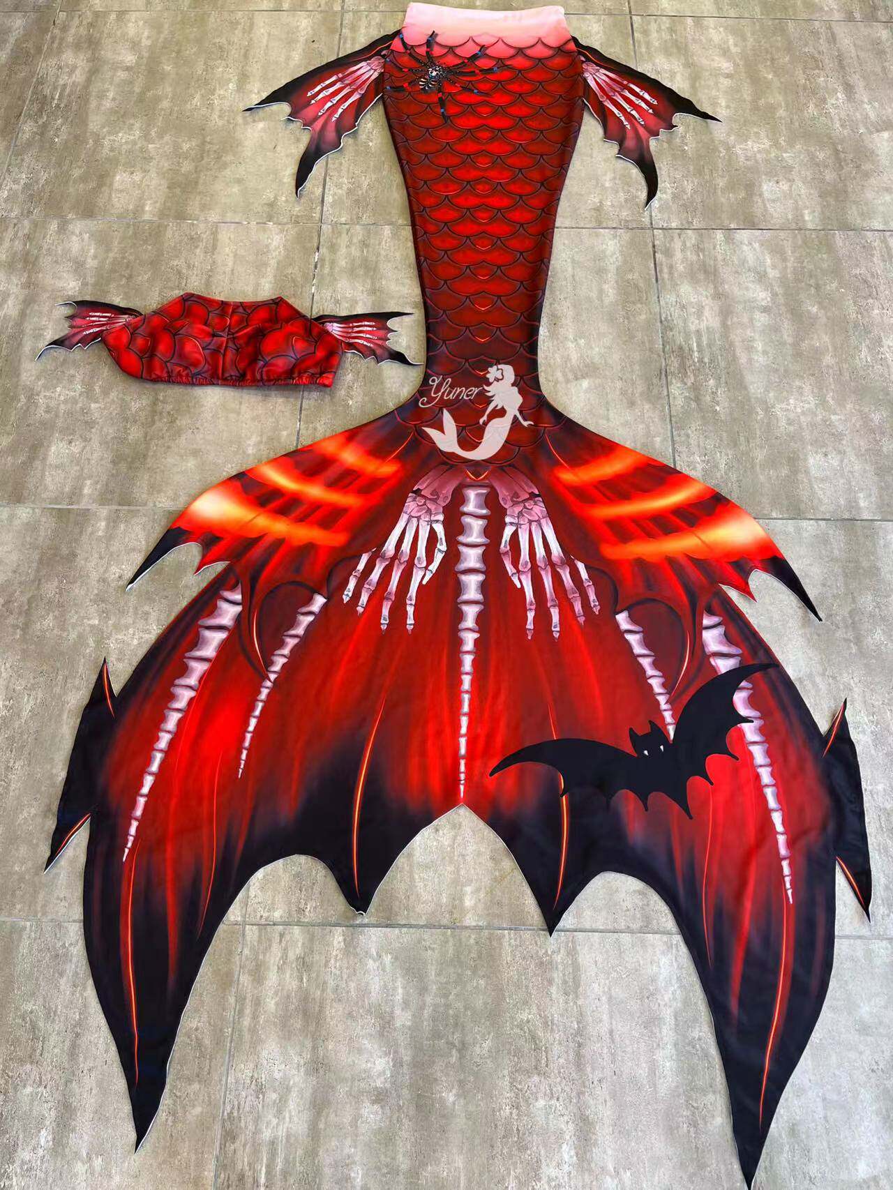 Aquarium & Marine Museum Universiti Malaysia Sabah Kota Kinabalu Sabah Photos - Original Male And Female Mermaid Fish